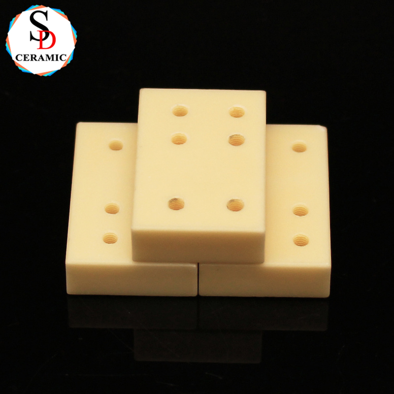High-hardness Rectangle 99 Alumina Ceramic Block with Holes Al2o3 Ceramic Plate